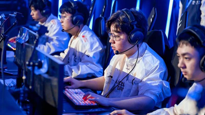 Bwin · 必赢(中国)唯一官方网站 防御塔与水晶的推进规则