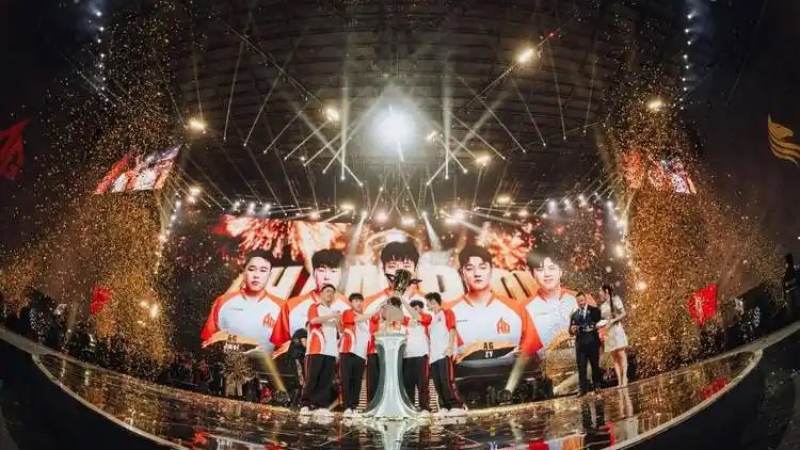 英雄联盟季中赛是什么级别的比赛,和全球总决赛有什么区别